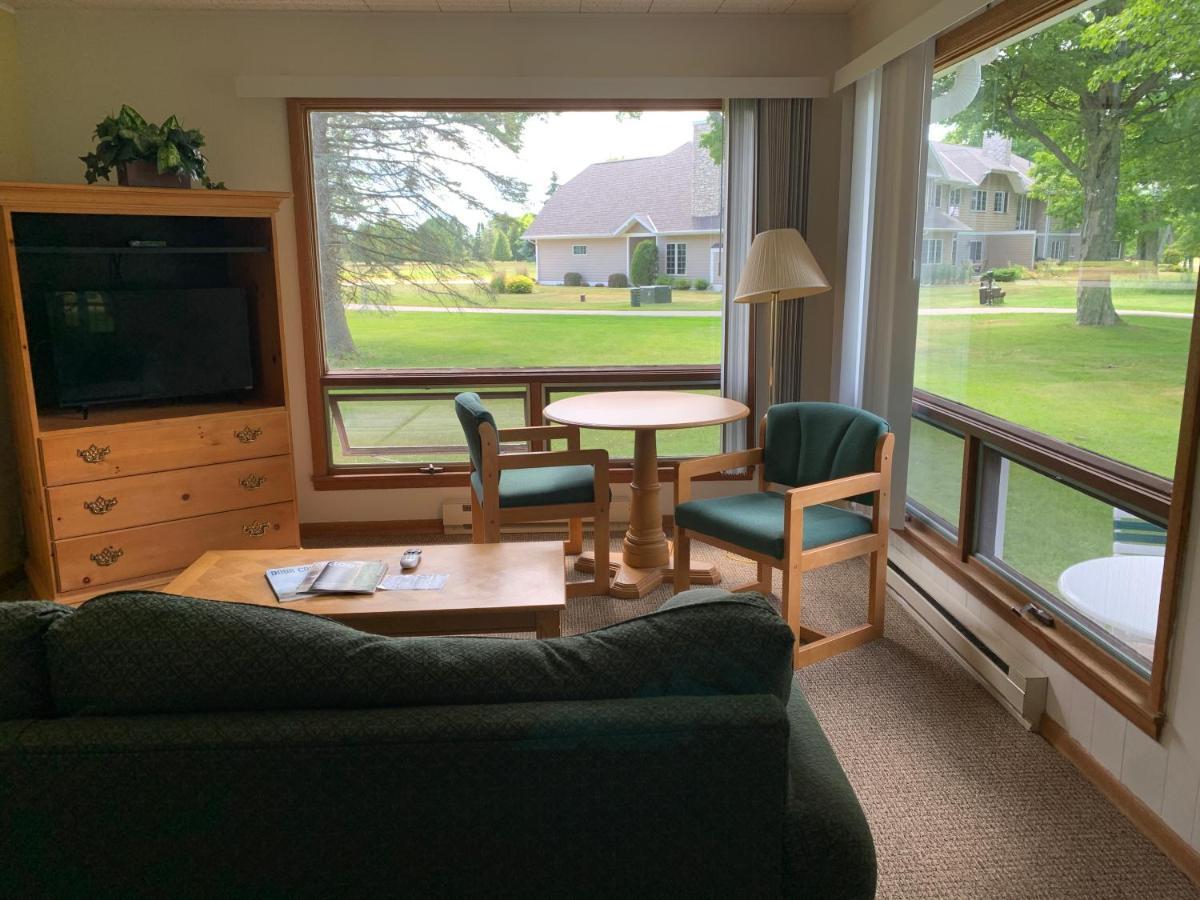 Maxwelton Braes Lodge & Golf Course Baileys Harbor Exterior photo